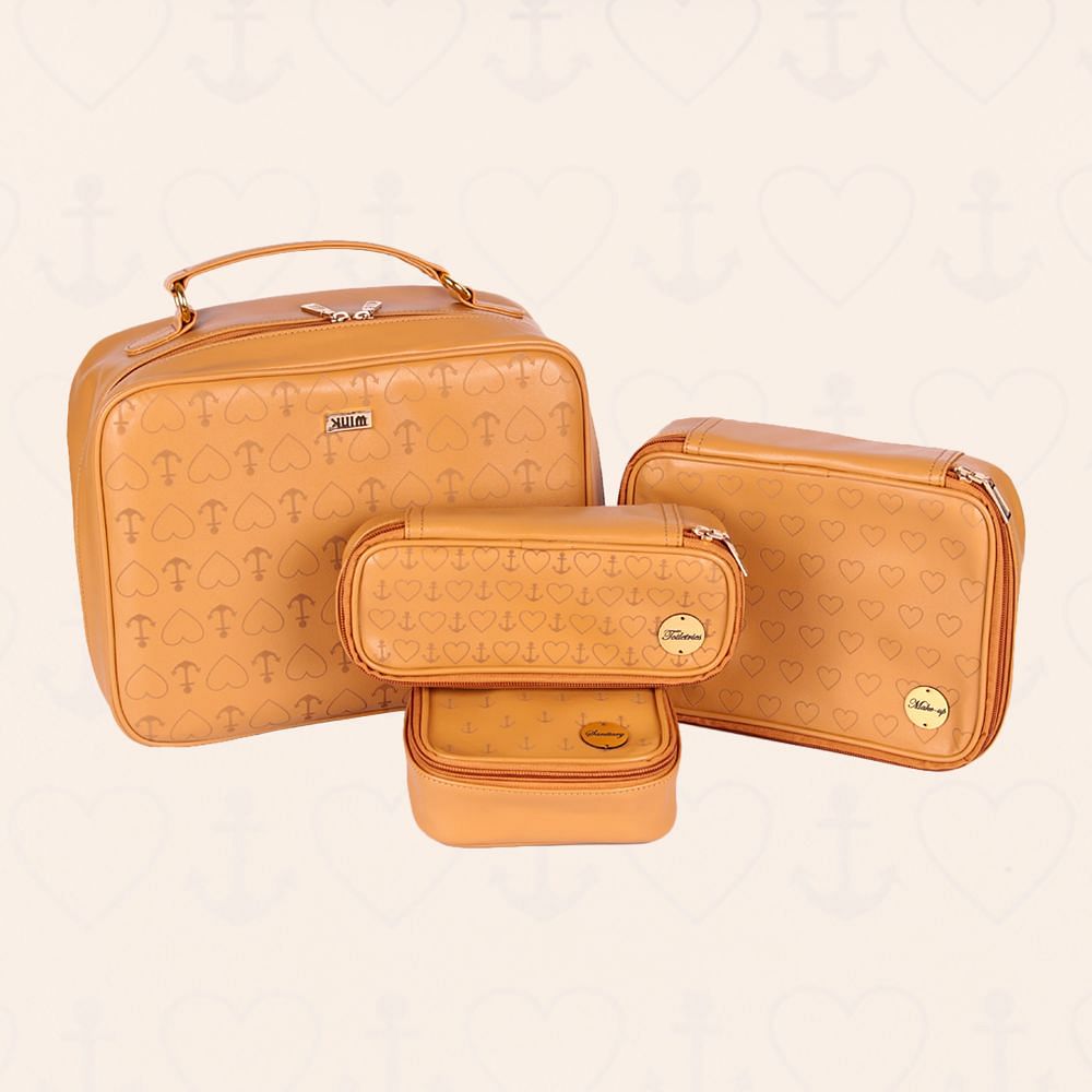 Classic Wink Anchor Heart Travelling Kit