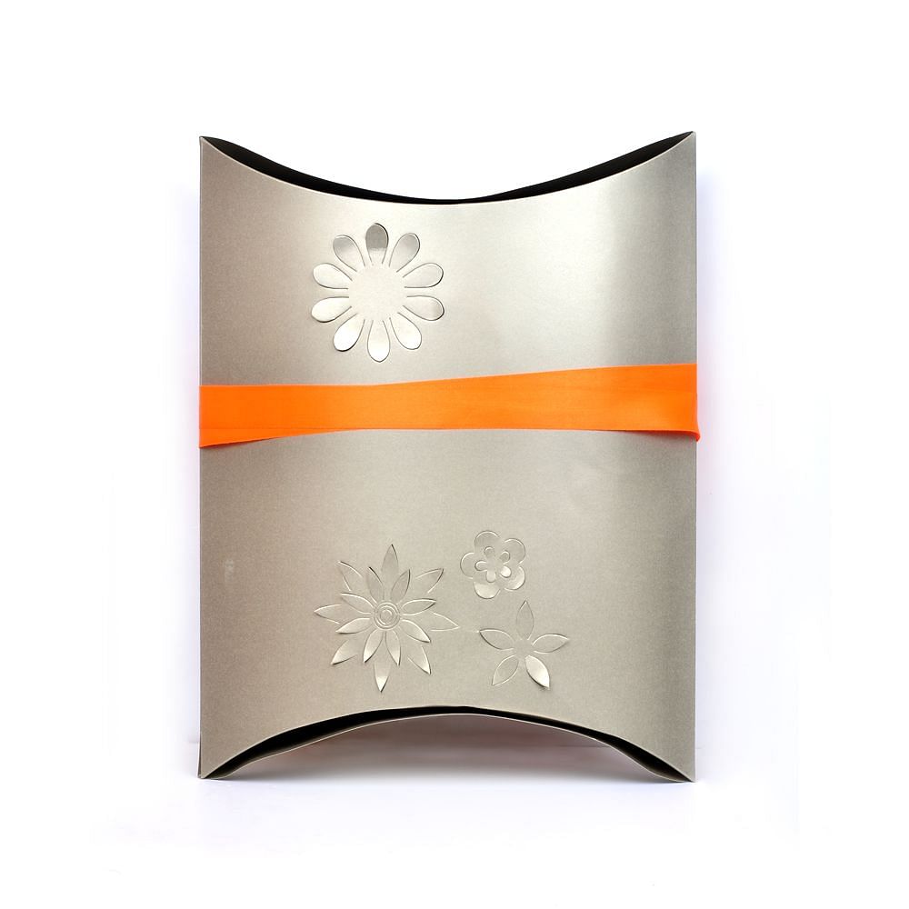Elegant White Floral Gift Box - Single