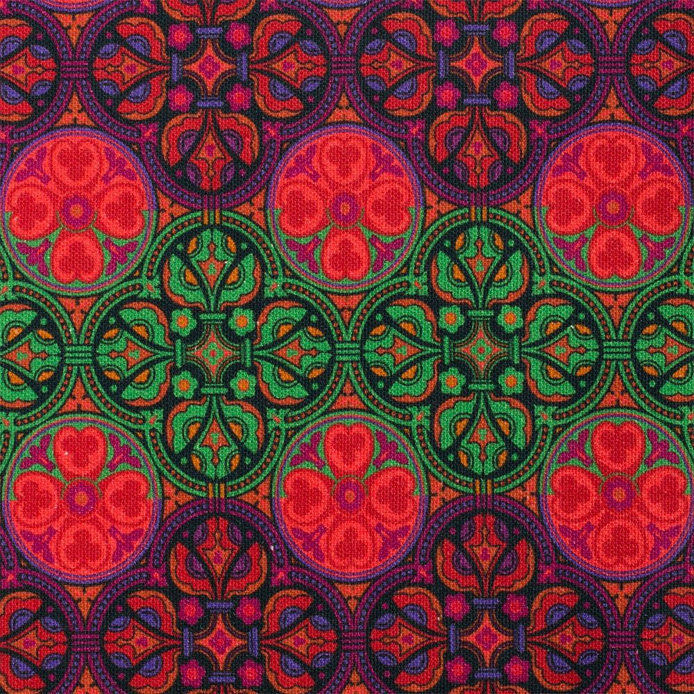  Floral Magic Table Runner