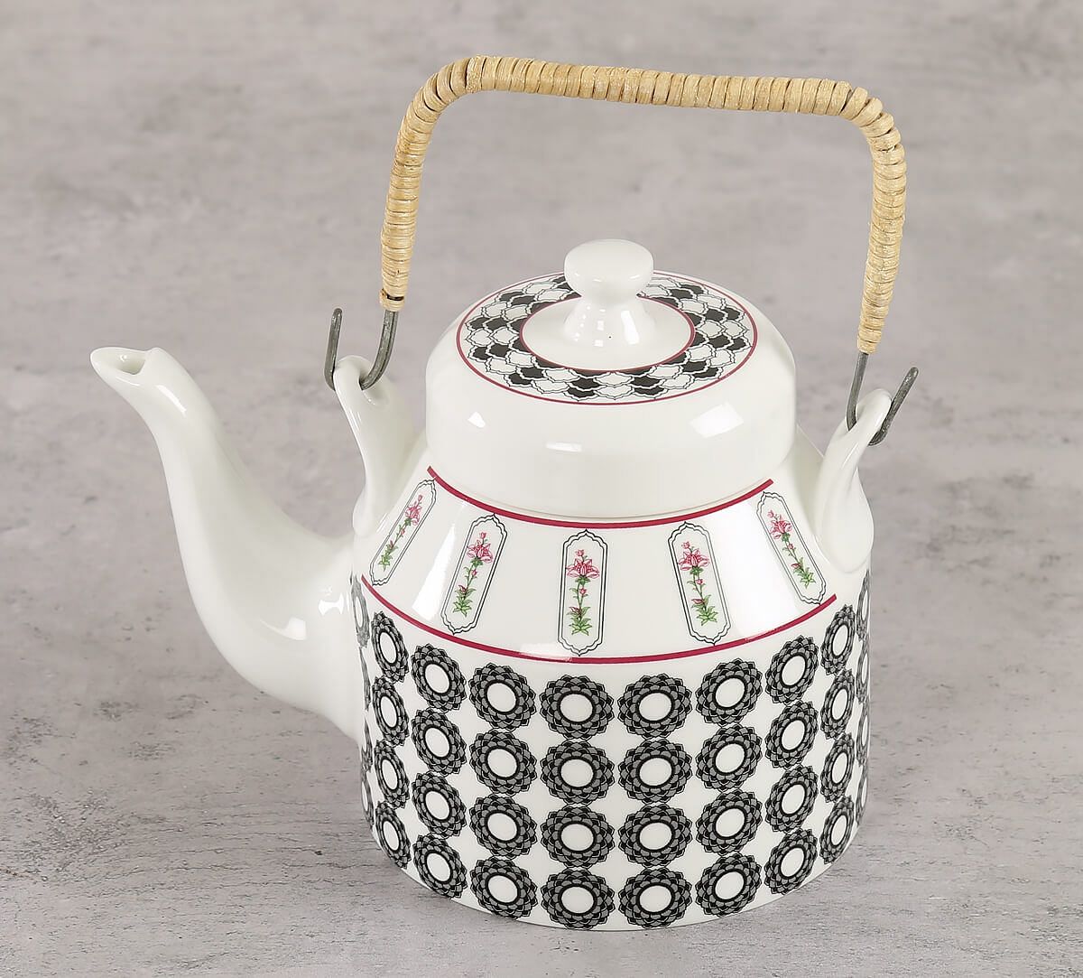 India Circus Appliqued Harmony Kettle