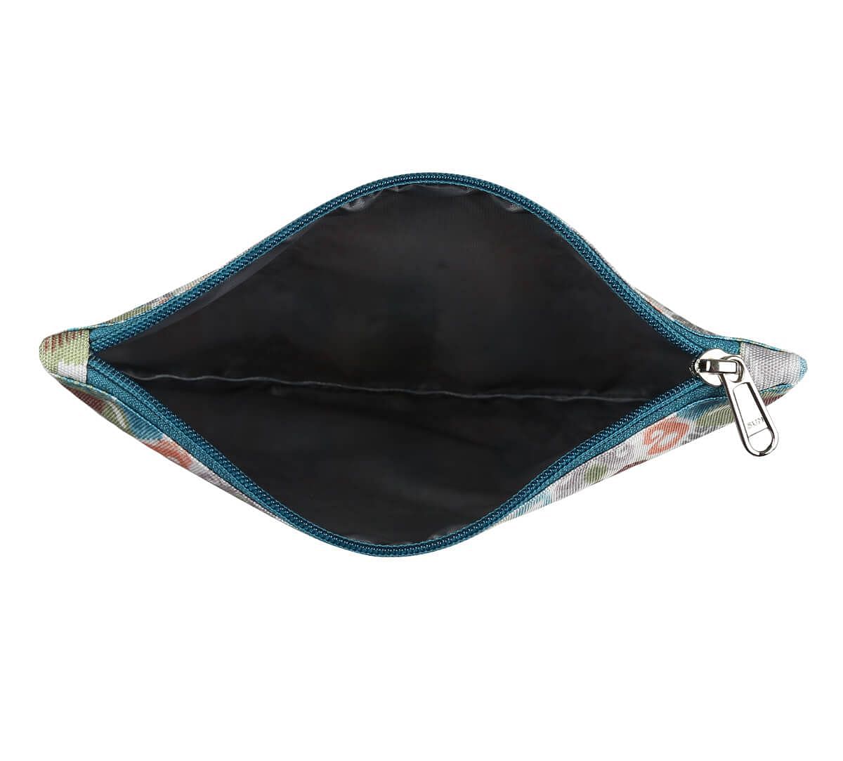 India Circus by Krsnaa Mehta Artisans of Earth Utility Pouch Set of 3