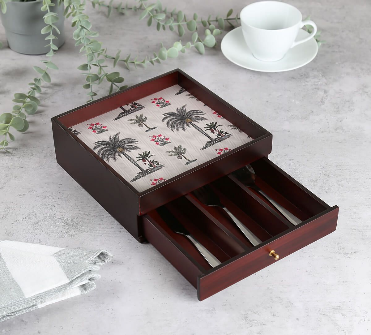 India Circus by Krsnaa Mehta Chevron Palms Cutlery Organizer