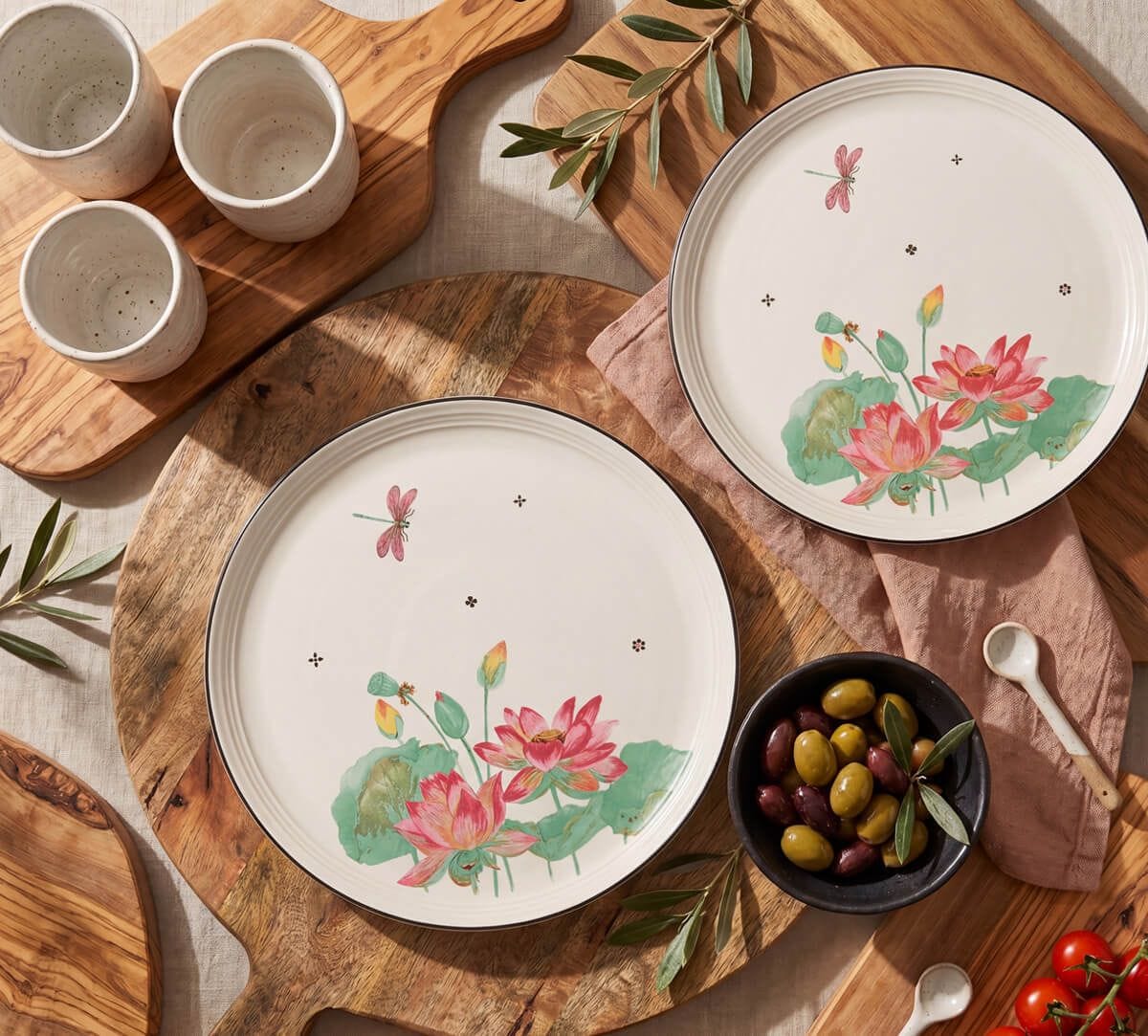 Lotus Pond Dinner Plate Set of 2