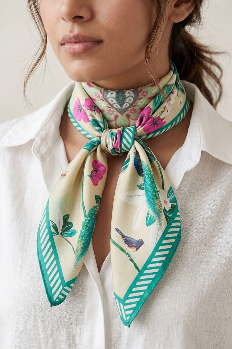 Majestic Myrtle Scarf