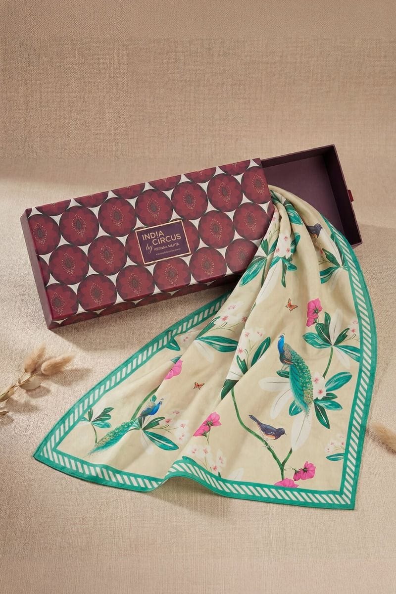 Majestic Myrtle Scarf