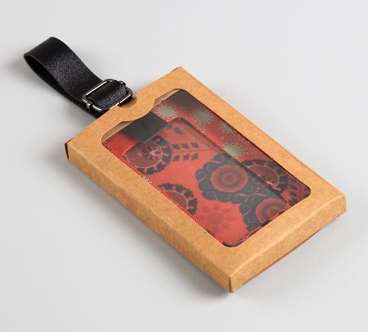 Raceme Rosettes Travel Tag