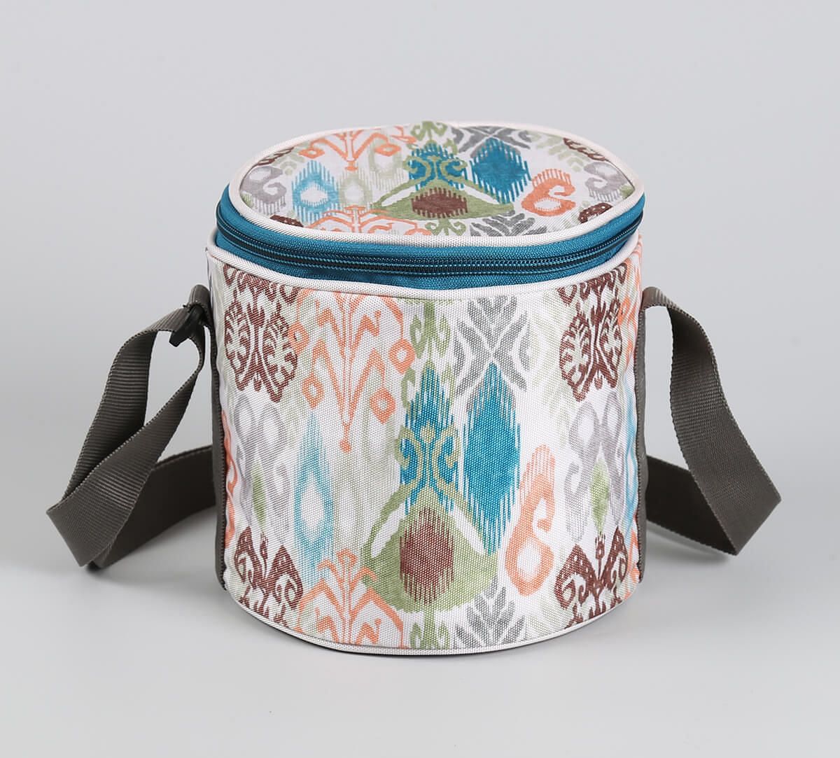 India Circus by Krsnaa Mehta Rosebuds of Damask Lunch Bag Round