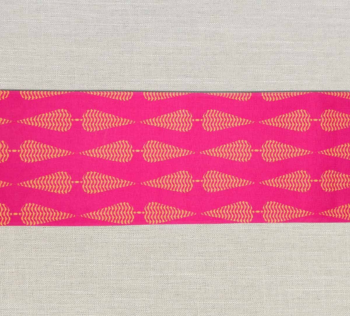 India Circus Conifer Spades Bed and Table Runner