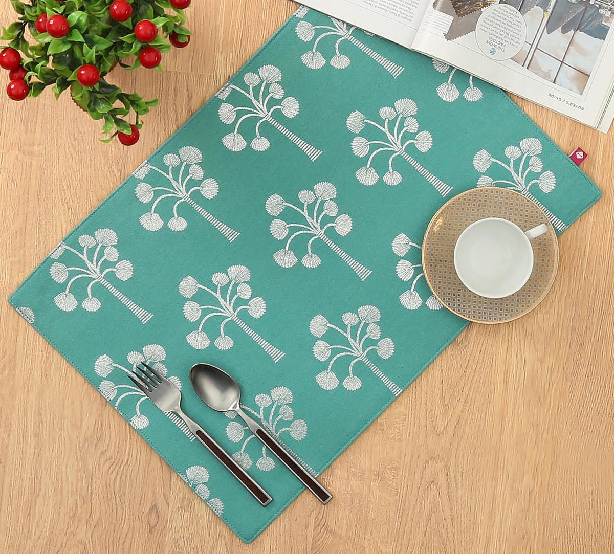 India Circus Exotic Palm Table Mat