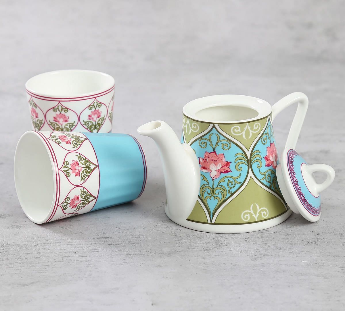 India Circus Floral Illusion Tea Kettle Set