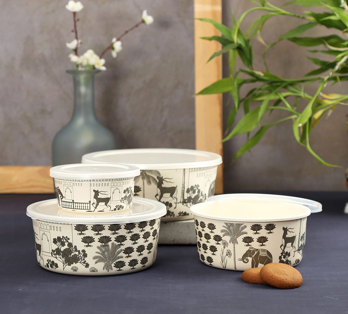 India Circus Monochrome Palatial Courtyard Bamboo Container Set