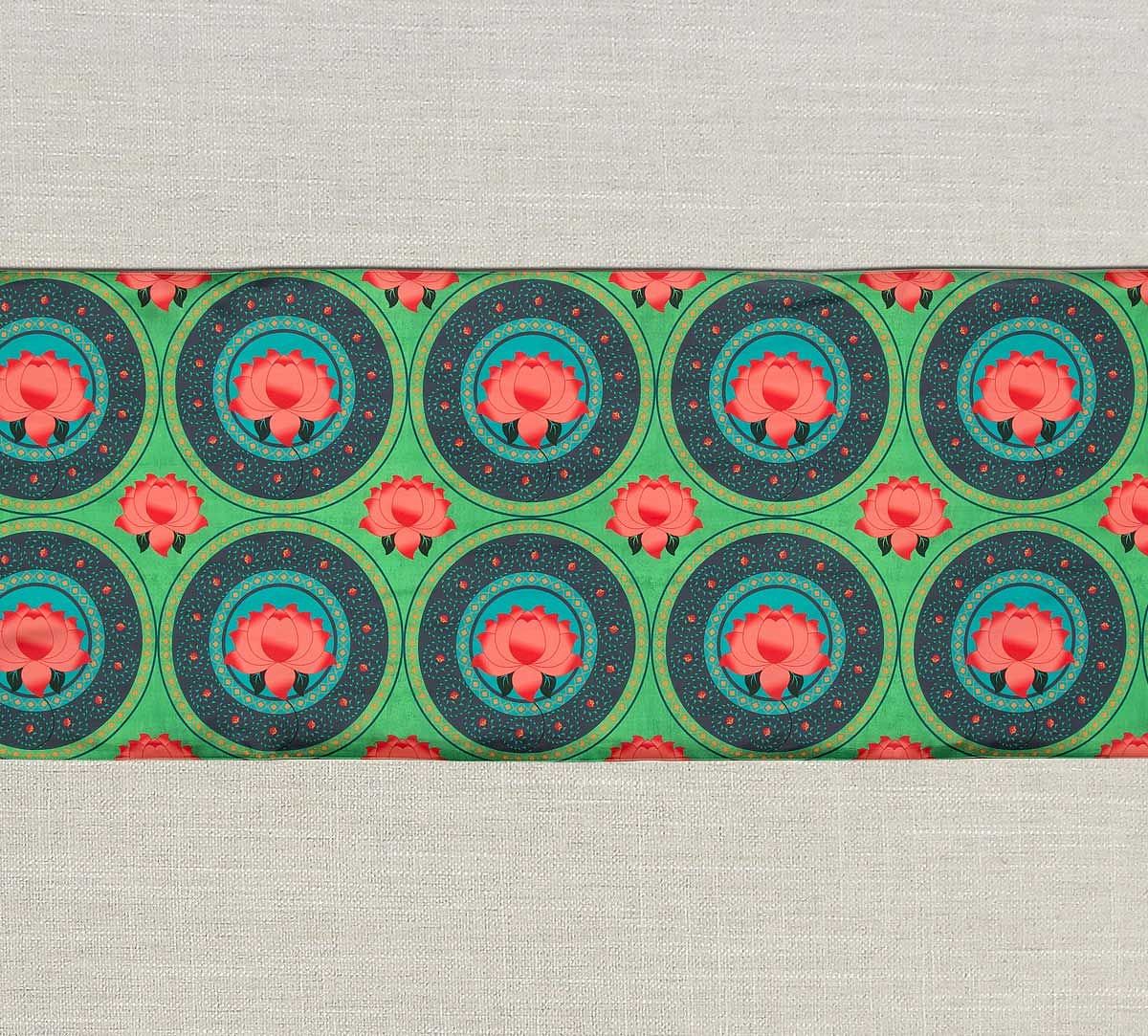 India Circus Platter Symmetry Bed and Table Runner