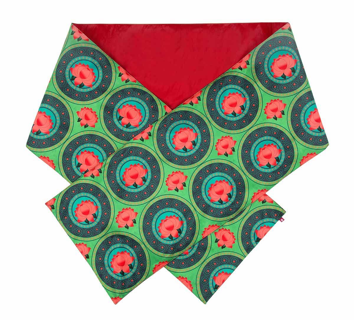 India Circus Platter Symmetry Bed and Table Runner