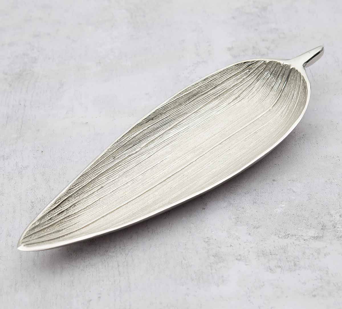 India Circus Silver Linear Big Leaf Platter