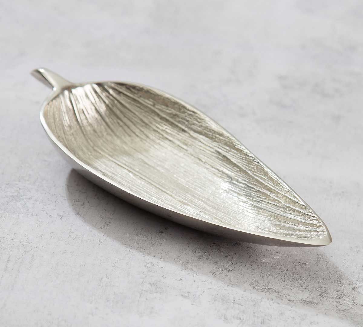 India Circus Silver Linear Small Leaf Platter