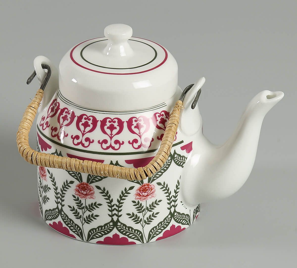 India Circus Verdure Mystery Kettle