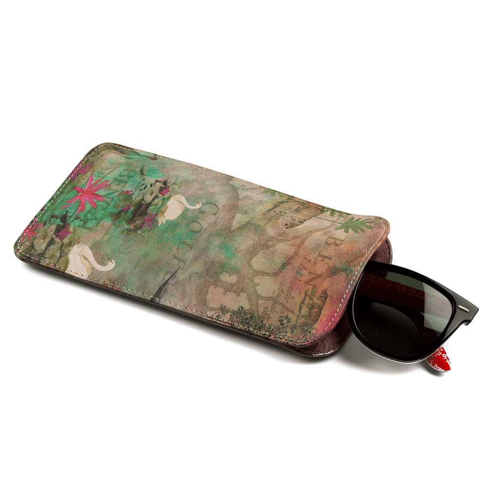 Kingdom Of Dreams Spectacle Case