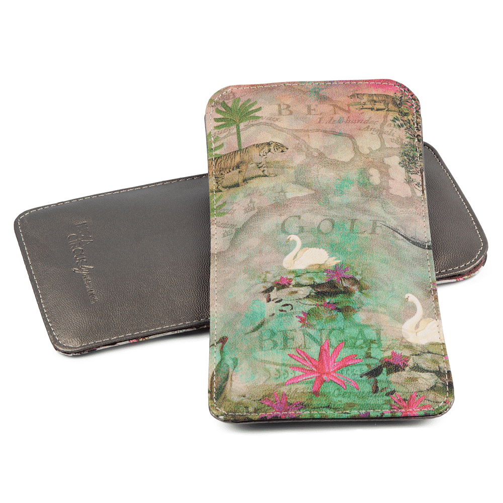 Kingdom Of Dreams Spectacle Case