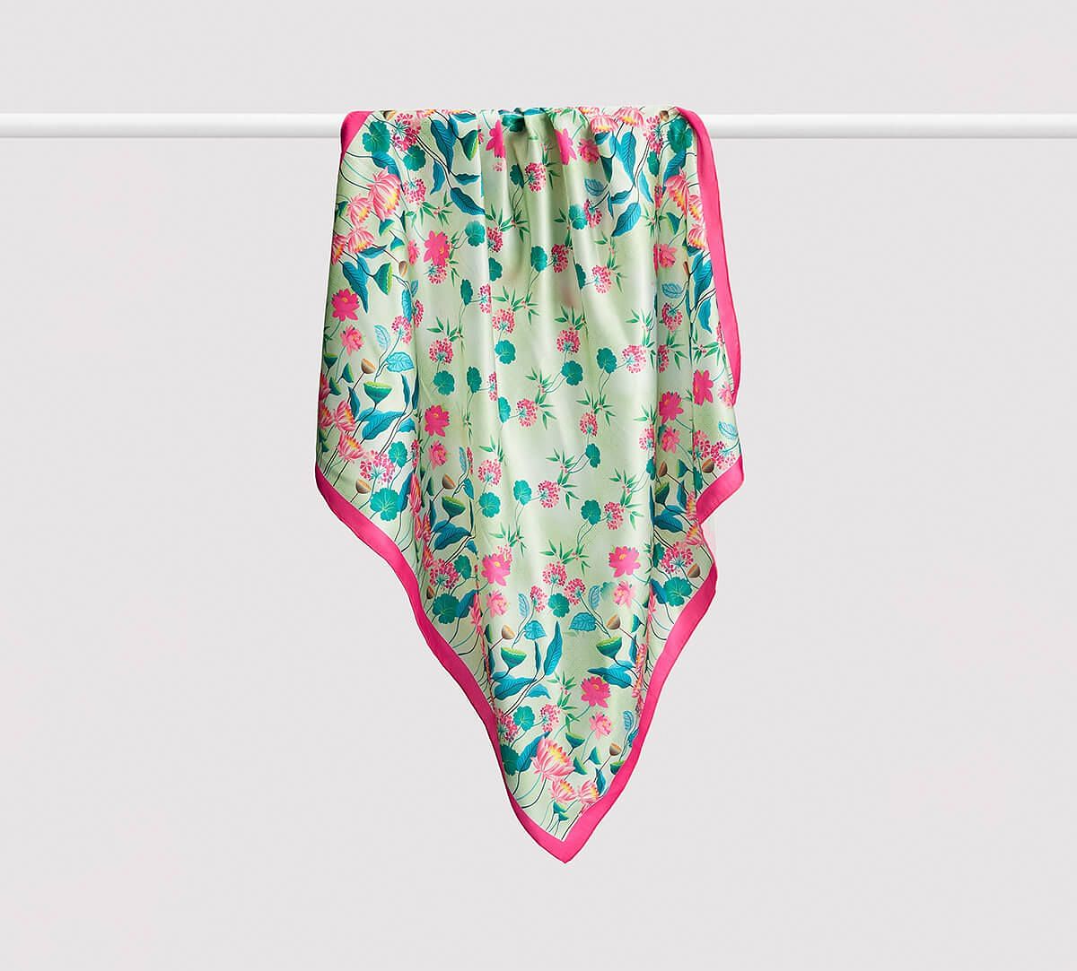 Whorls of Trefoil Scarf