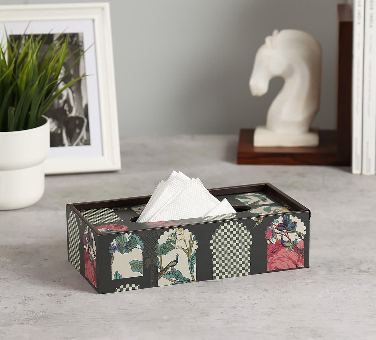 Signature Windows Tissue Box Holder