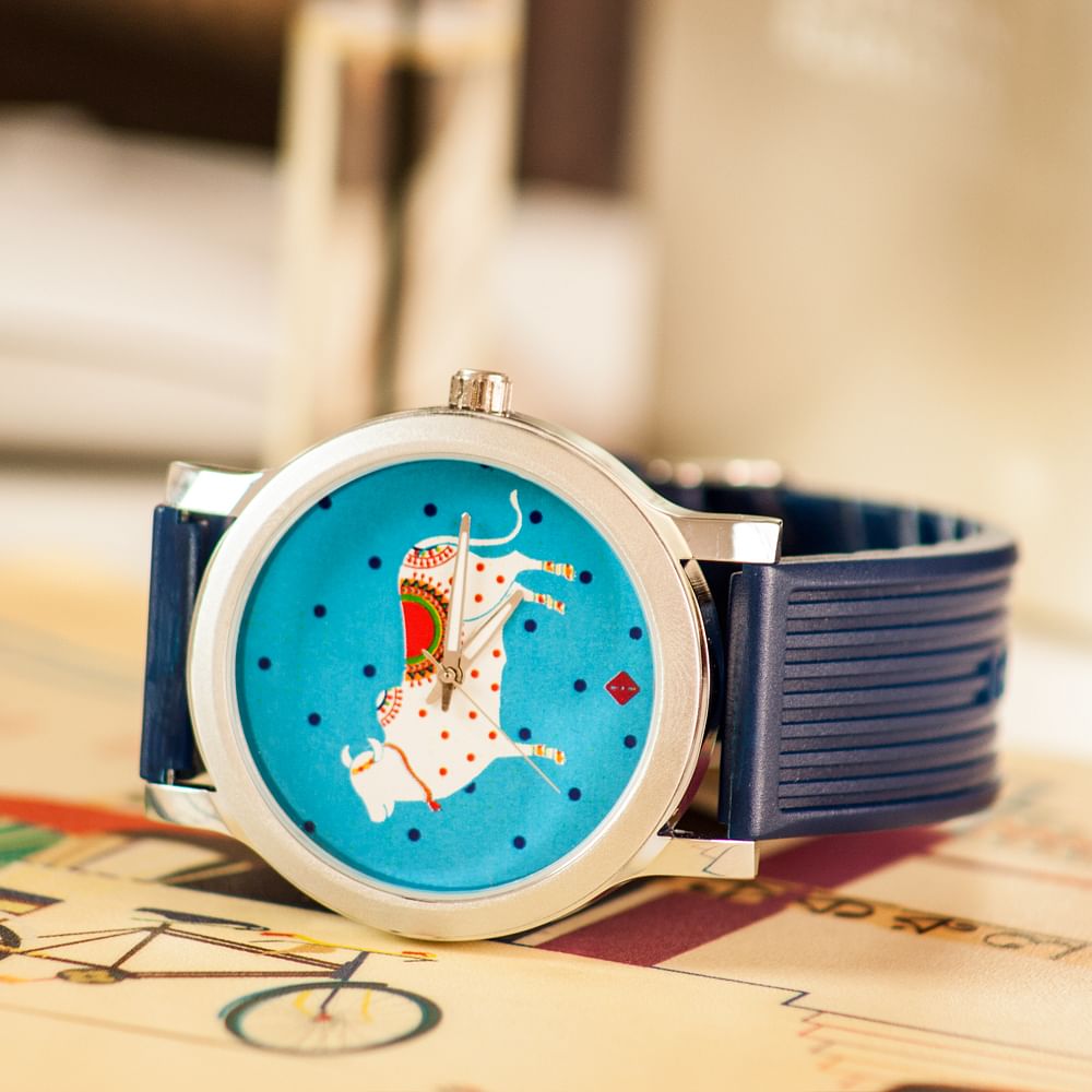 Emerald Studded Cow Men's Watch