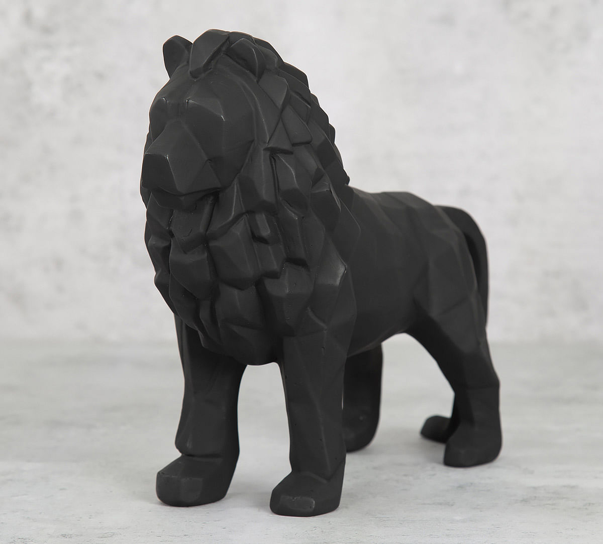 India Circus Black King of Beasts Figurine