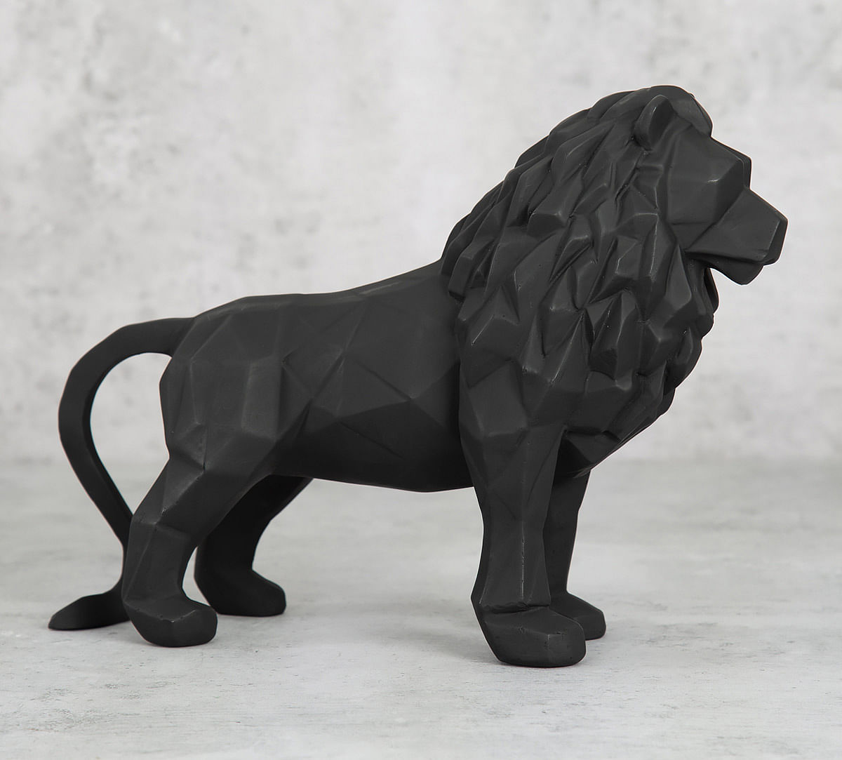 India Circus Black King of Beasts Figurine