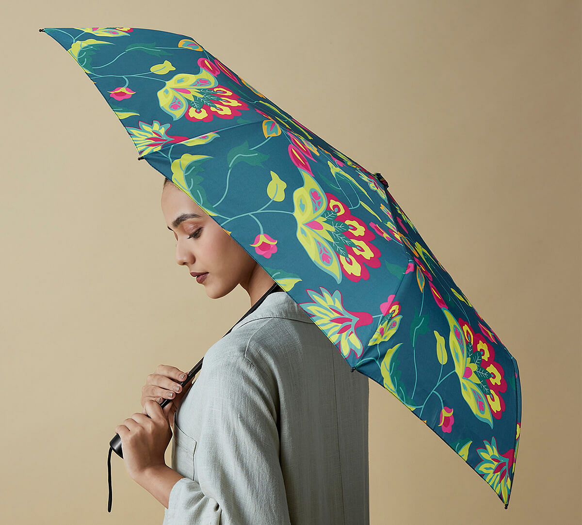 India Circus by Krsnaa Mehta Cyanic Pop Burst 3 fold Umbrella