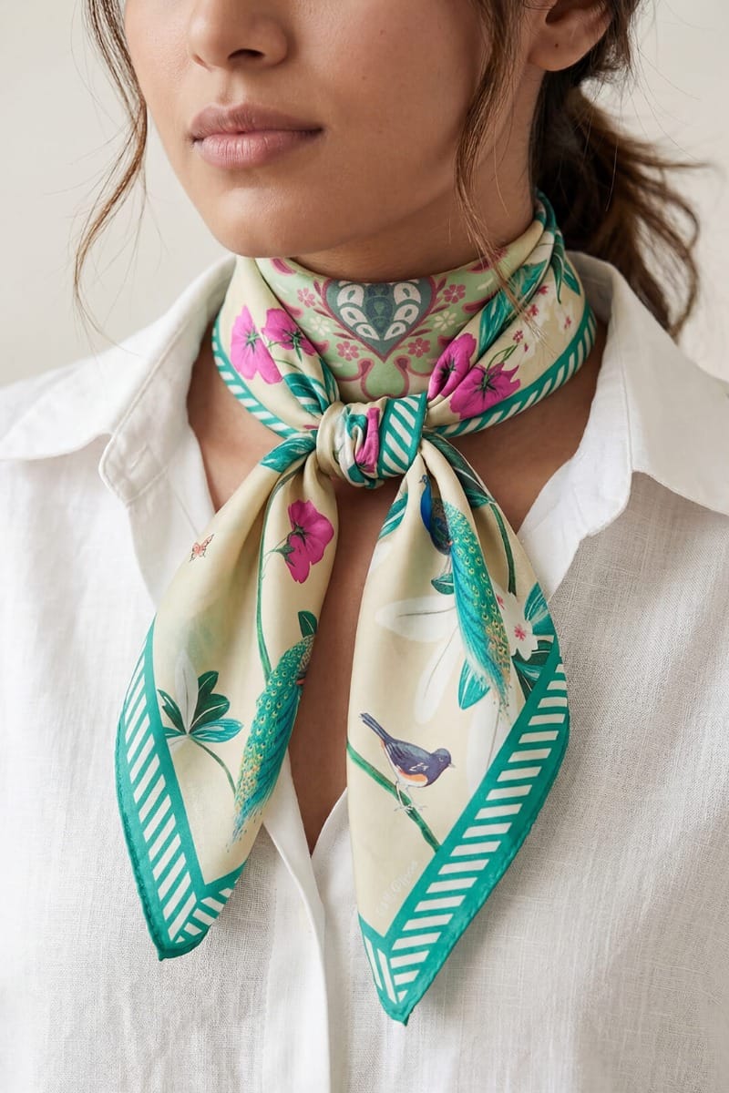 Majestic Myrtle Scarf