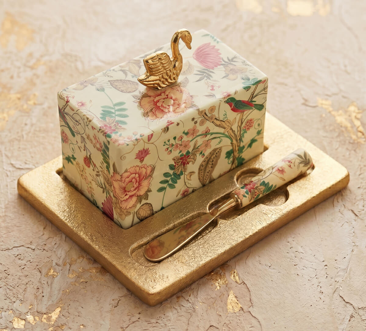Rustic Realm Butter Dish with Butter Knife