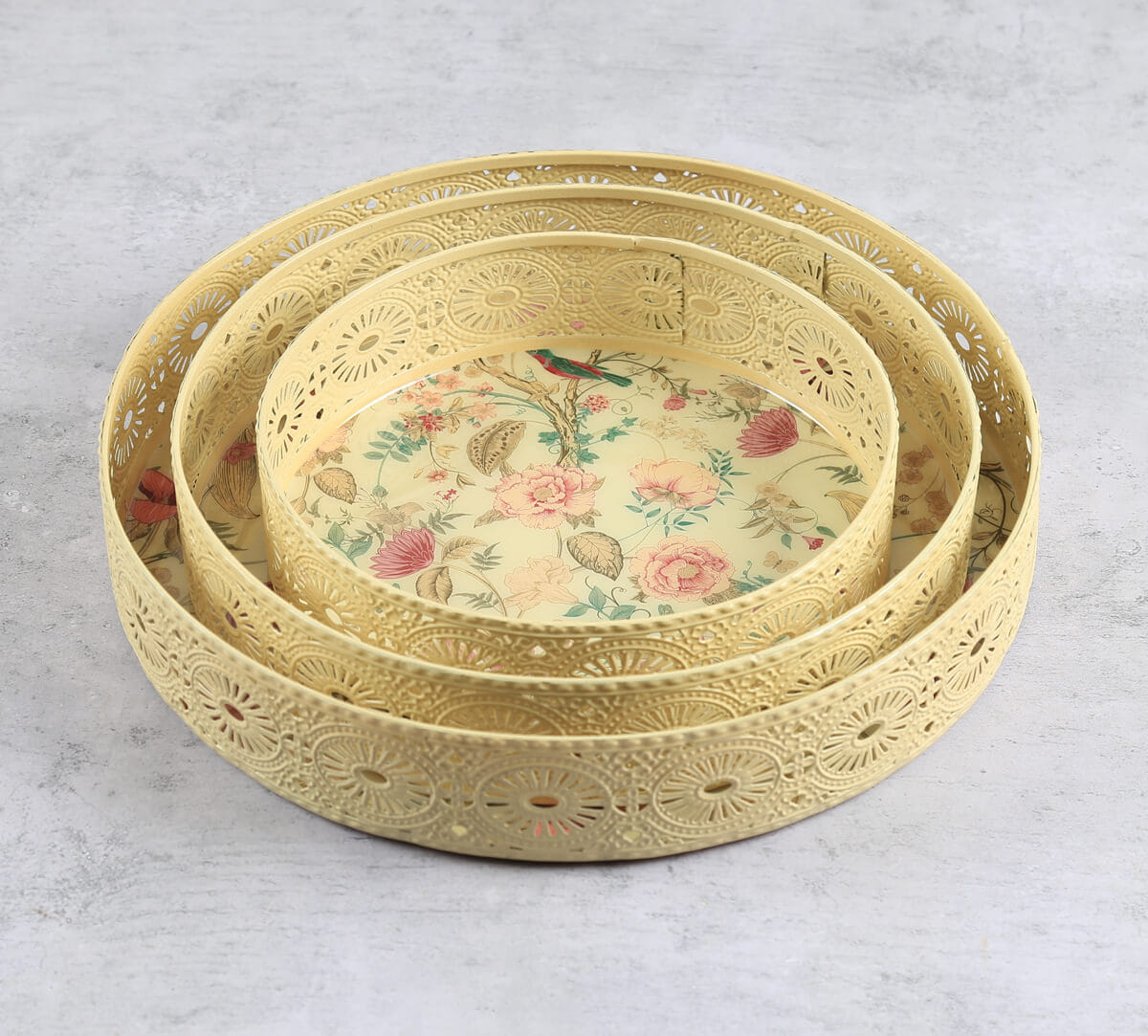 India Circus by Krsnaa Mehta Rustic Realm Iron Round Tray