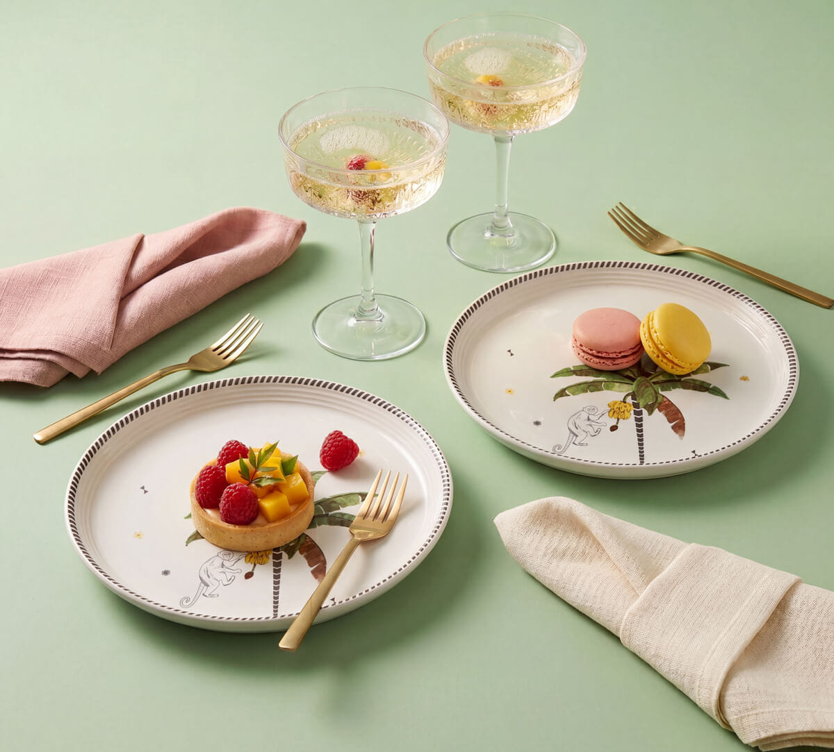 Strelizia's Garden Quarter Plates Set of 2