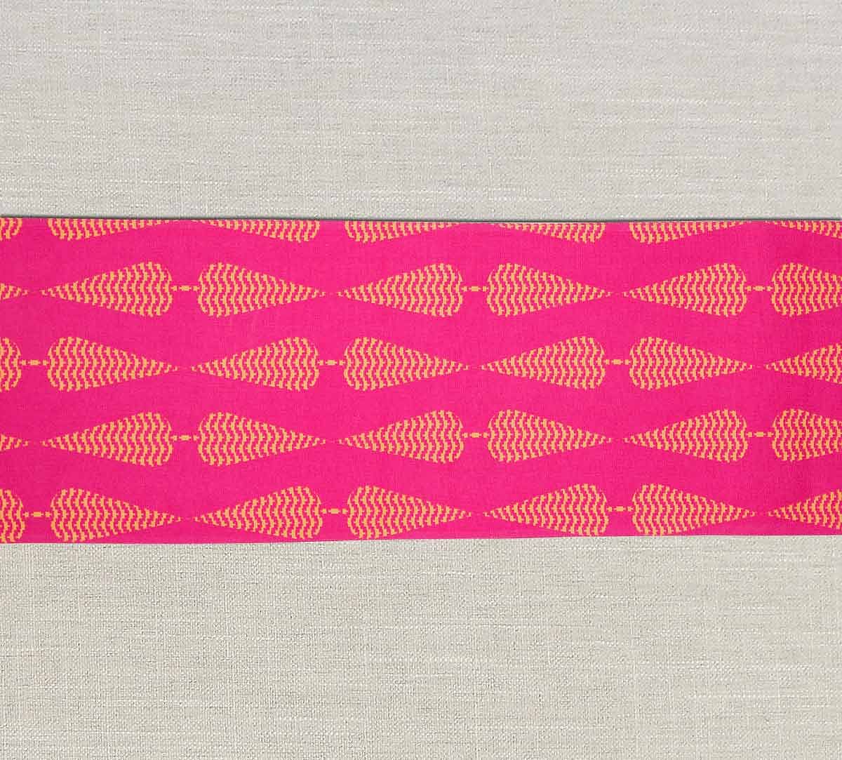 India Circus Conifer Spades Bed and Table Runner