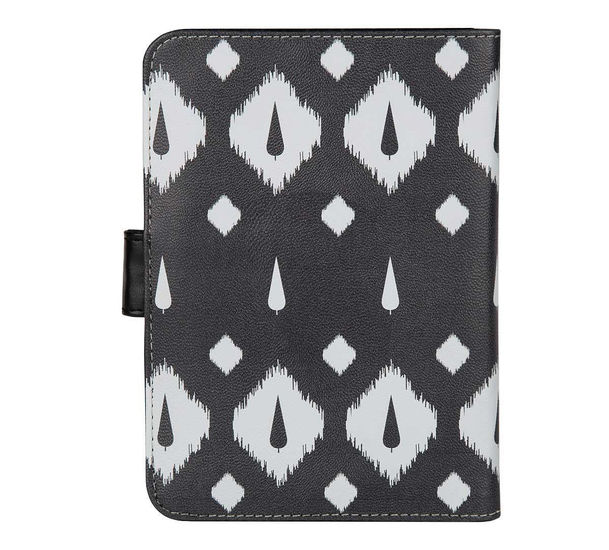 India Circus Conifer Symmetry Passport Cover