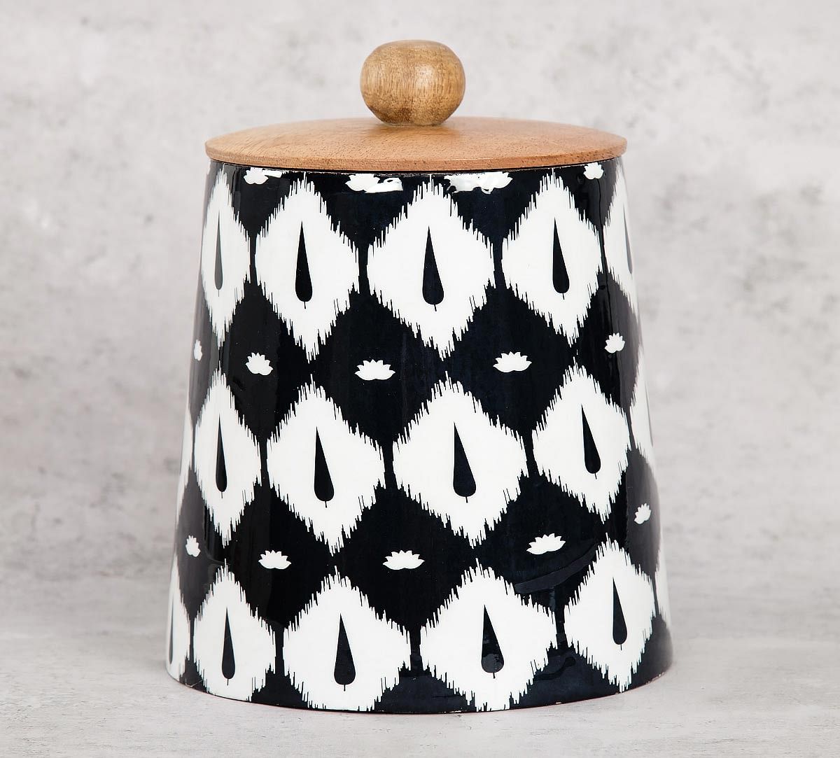 India Circus Conifer Symmetry Wooden Jar