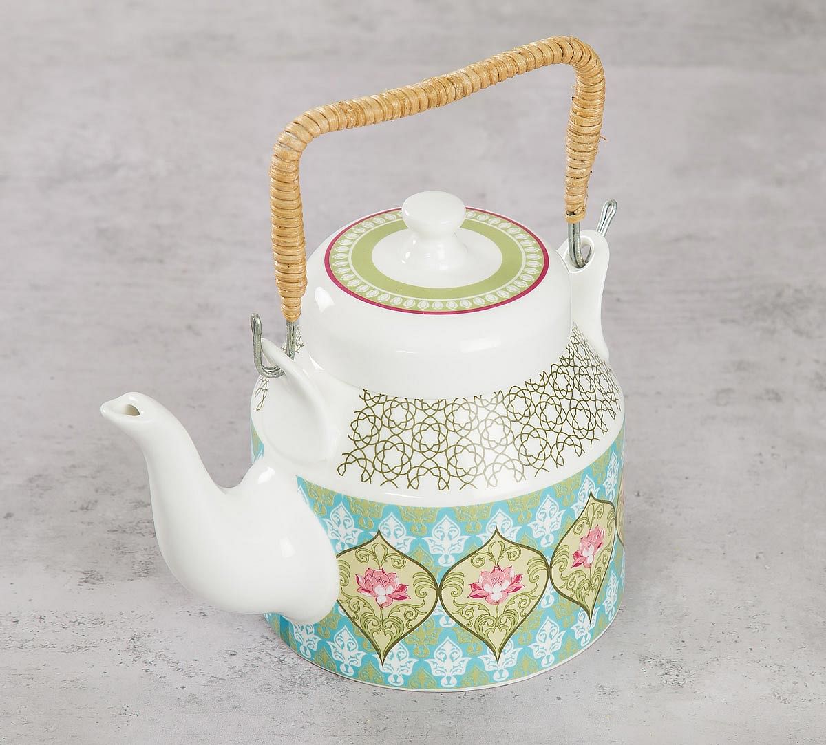 India Circus Floral Illusion Kettle