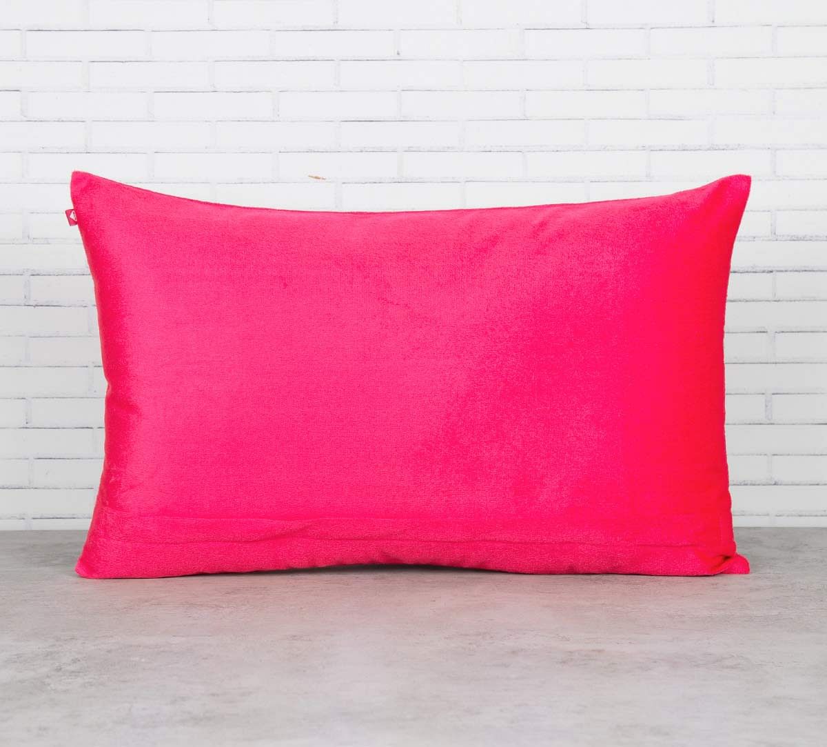 India Circus Fuchsia Palmira Blended Velvet Cushion Cover