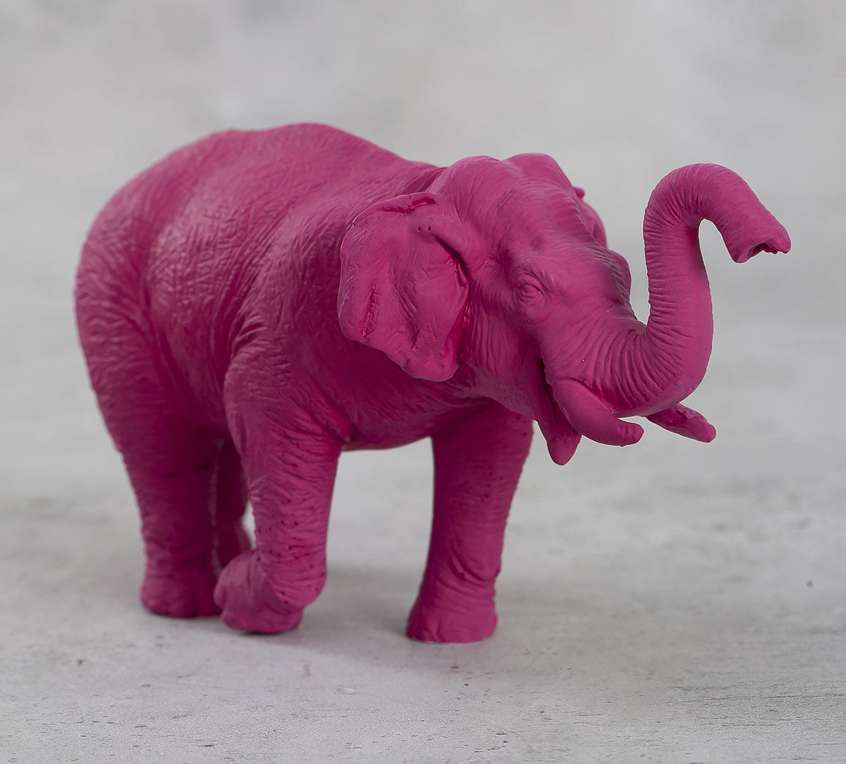 India Circus Magento Baby Tusker Figurine