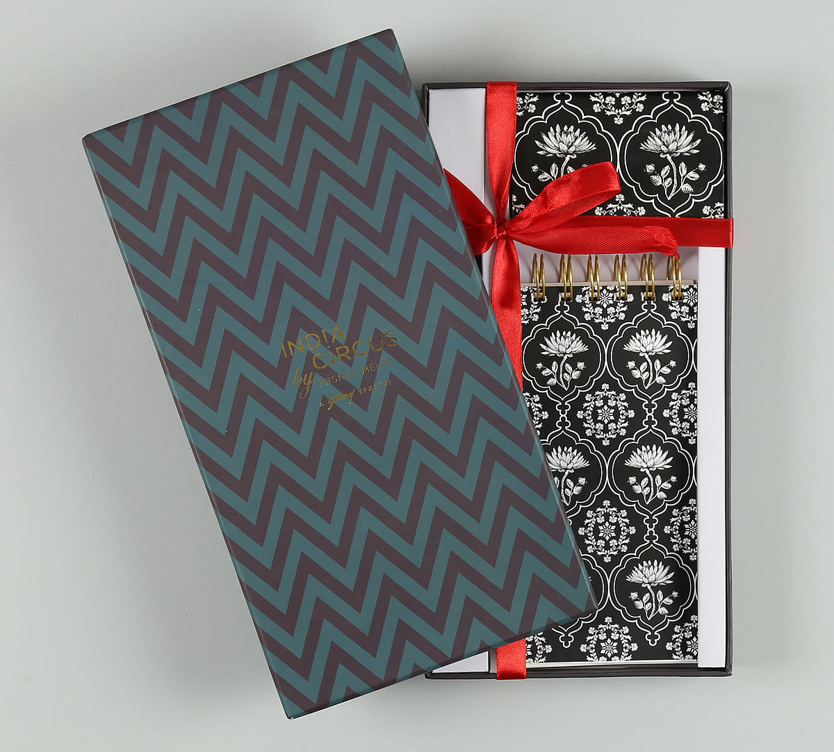 India Circus Monochrome Lotus Reiteration Stationery Combo Set