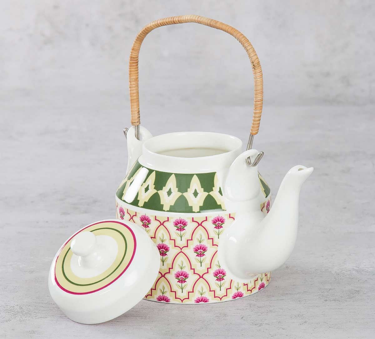 India Circus Rose Mallow Moscheutos Kettle