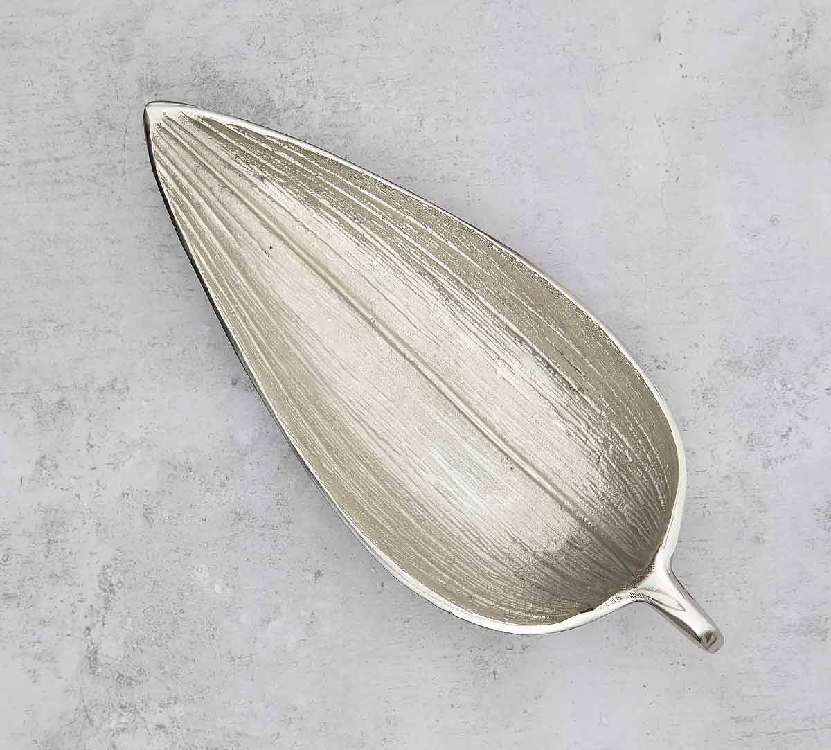 India Circus Silver Linear Small Leaf Platter