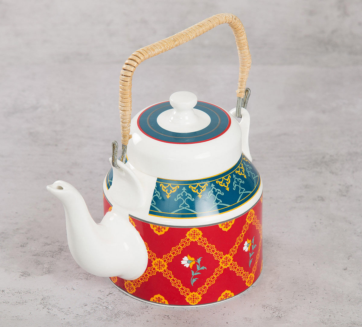 India Circus Swirling Safari Kettle