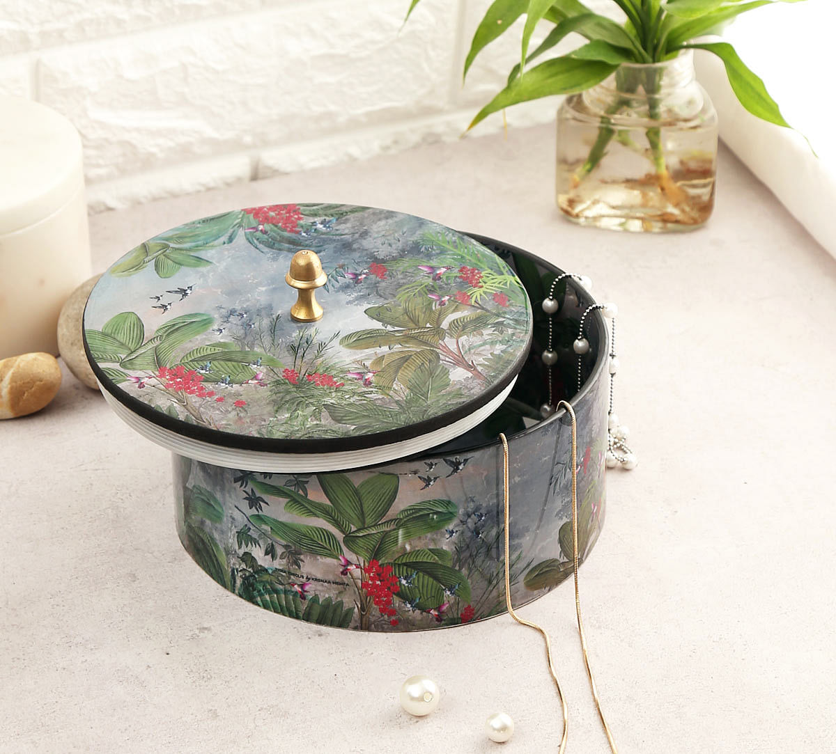 India Circus Tropical View Round Storage Box