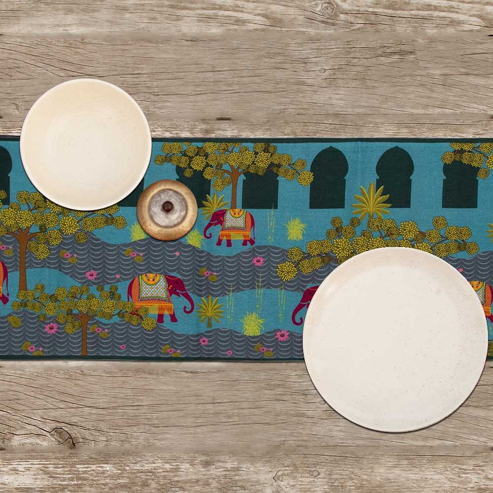 Riding with Royalty Table Runner