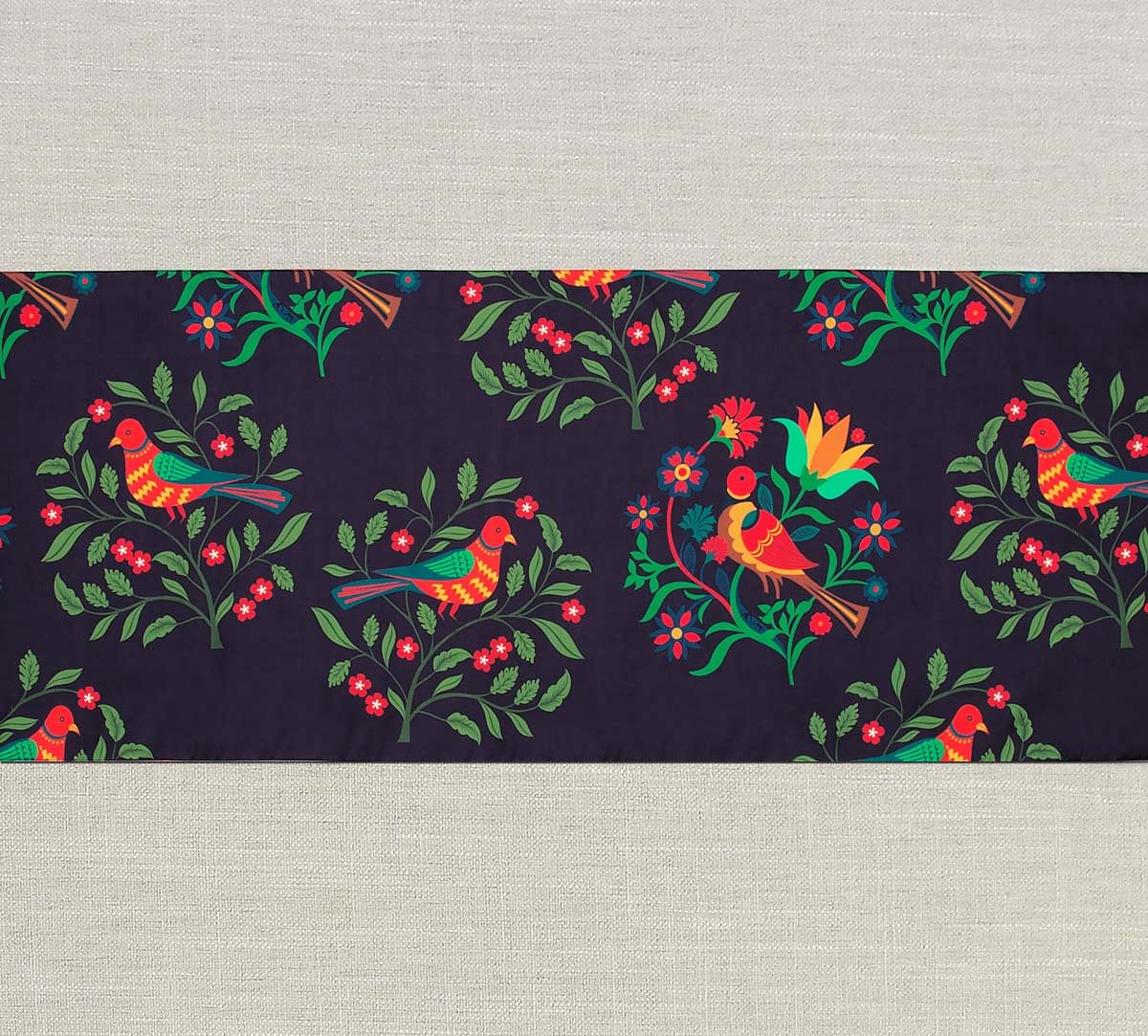 Psittacines Enquiry Bed and Table Runner