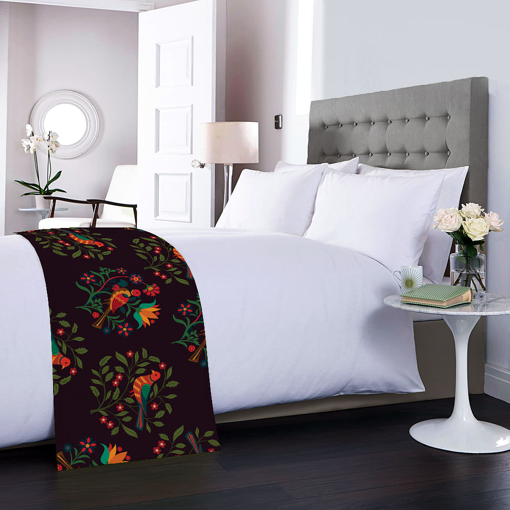 Psittacines Enquiry Bed and Table Runner